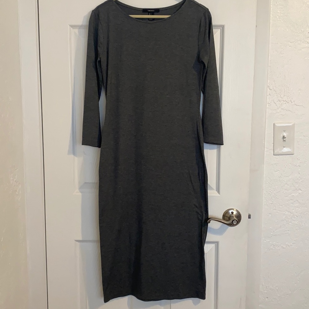 3/4 Sleeve Mid Length dress, Gently worn